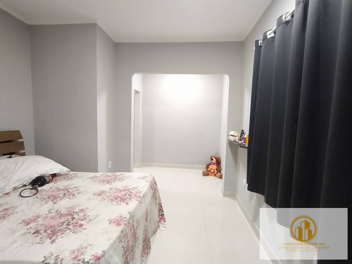 CASA EM BAIRRO PRA VENDA EM ARAÇATUBA - Christiane Fernandes - Corretora de Imóveis