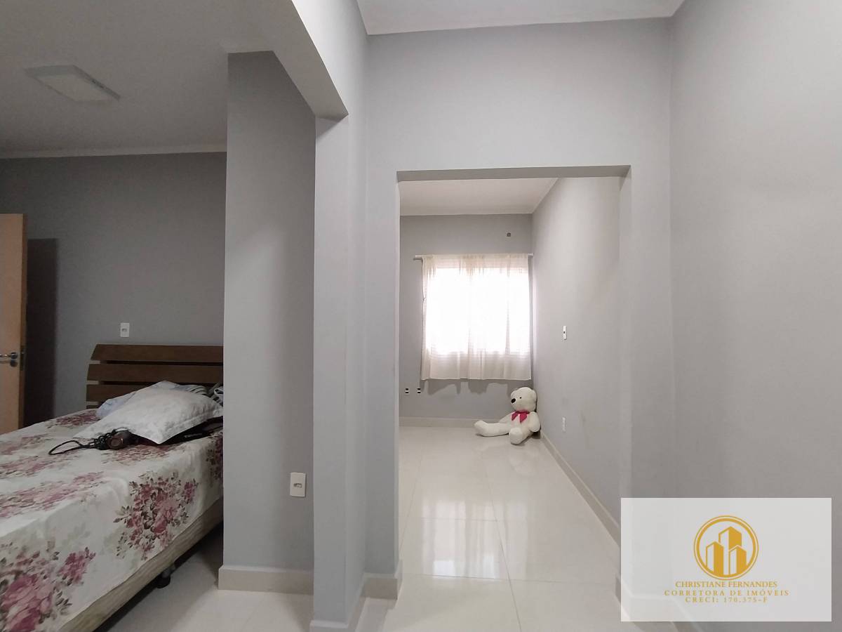 CASA EM BAIRRO PRA VENDA EM ARAÇATUBA - Christiane Fernandes - Corretora de Imóveis