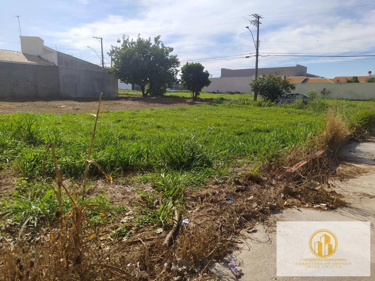 Terreno pra desdobro - Christiane Fernandes - Corretora de Imóveis